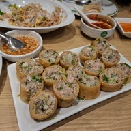 วีทีแหนมเนือง มิตรภาพ