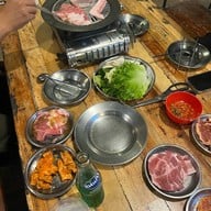 SUSU Korean BBQ Garden บ่อวิน