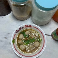 เมนูของร้าน ก๋วยเตี๋ยว โฮเด้ง ซีเจ มอร์ สาขาเขาขยาย
