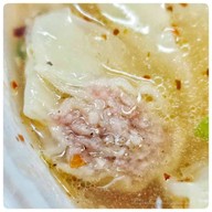 ร้านบุญเลิศ บะหมี่เกี๊ยว-ข้าวหมูแดง นางเลิ้ง