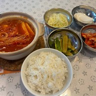 두루치기 ดูรูชิกิ Duruchigi (Korean restaurant)
