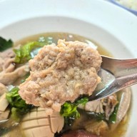 เจ๊เบิ๊บโภชนา