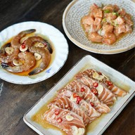 ยักษ์กินเนื้อ บุฟเฟ่ต์ปิ้งย่าง