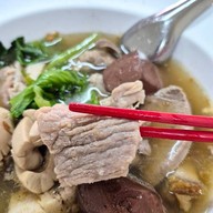 เจ๊เบิ๊บโภชนา