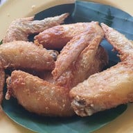 คลังนาปลาข้าว ชลบุรี