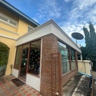 BECX kaffee Coffee and Bread neighbors and friend