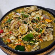 เจริญไทยโภชนา (ตั้ง กวง เฮง)