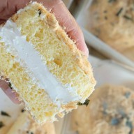 🥐 บ้านขนม  เป็นสุข คาเฟ่ นนทบุรี