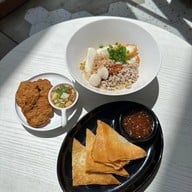 In White Noodles & Cafe' สุรินทร์