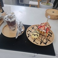 Hom cafe & Restaurant -