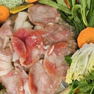 หมูกะทะและอาหารแช่แข็งใกล้ฉัน สาขาดอนไก่ดี