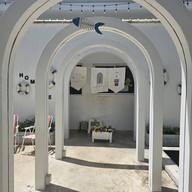 Hom cafe & Restaurant -