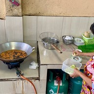 ก๋วยเตี๋ยวปลาย่าลี