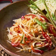 ส้มตำแซ่บ ๆ