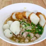 In White Noodles & Cafe' สุรินทร์