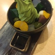 Kyo Roll En เกทเวย์ เอกมัย