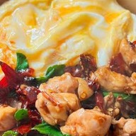กะเพราพริกแห้ง+ไข่ข้น