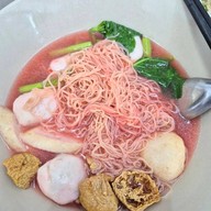 นายฮวด ก๋วยเตี๋ยวลูกชิ้นปลา ทำเอง ซอยพญานาค