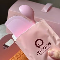 Moone Rolls Central World