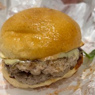เมนูของร้าน Atom Burger Homemade (อะตอมเบอร์เกอร์)