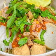 บะหมี่แห้ง/น้ำต้มยำรสเด็ดเข้มข้น