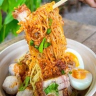 บะหมี่แห้ง/น้ำต้มยำรสเด็ดเข้มข้น