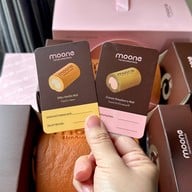 Moone Rolls Central World