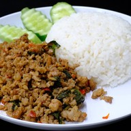 ไก่ตุ๋นไก่กะเพราไก่ทอด & Café - ครัวคุณตุ๊ก ลาดพร้าว 12