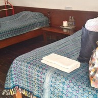 ซองกาเลียริเวอร์ฮัทแอนด์รีสอร์ท