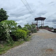 หน้าร้าน ร้านอาหารโกรกแดง ราชบุรี