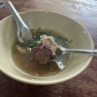 ฉีซุ่นลี่ ต้มเลือดหมู
