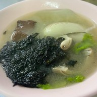 เมนูของร้าน เกาเหลาเลือดหมู เจ้ยุ จุฬา50