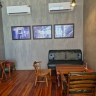 Islandish เกาะสีชัง