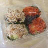 เมนูของร้าน ข้าวเหนียวมูล  ตลาดพุงกาง