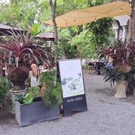 บรรยากาศ Tea Factory and more A La Campagne Pattaya