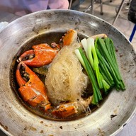 สมศักดิ์ปูอบ ลาดหญ้า