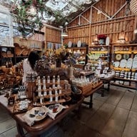 บรรยากาศ Tea Factory and more A La Campagne Pattaya