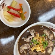 ก๋วยเตี๋ยวนอกเรือทองณิชา