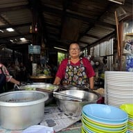 ป้านิ่มก๋วยเตี๋ยวเป็ดตุ๋นหมูตุ๋น