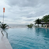 Sand Dunes Chao Lao Beach Resort
