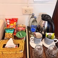 ฐณิชาฌ์รีสอร์ทอัมพวา