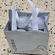 PESCH COFFEE สามย่าน