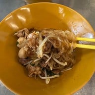 ก๋วยเตี๋ยวเนื้อ สว่างอรุณ (โชคชัย4)