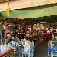 น้ำย้อยเมืองแป้ กาดน้ำทอง