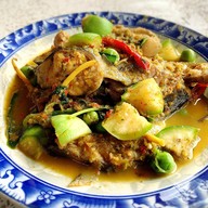 ลุงเลียง-ป้ามาลี อาหารป่า อาหารพื้นบ้าน ชลบุรี (Chonburi)