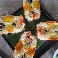 เมนูของร้าน เรือนไทยกุ้งเผา วัดเชิงเลน