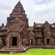 ปราสาทหินพนมรุ้งจำลอง