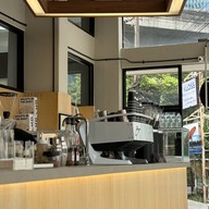 ร้านกาแฟ LMD Coffee Roasters Sukhumvit 101/2