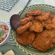 มัดหมี่ อาหารไทยพวน ลพบุรี