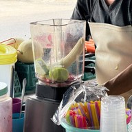 ผลไม้ปั่นหัวรั้ว